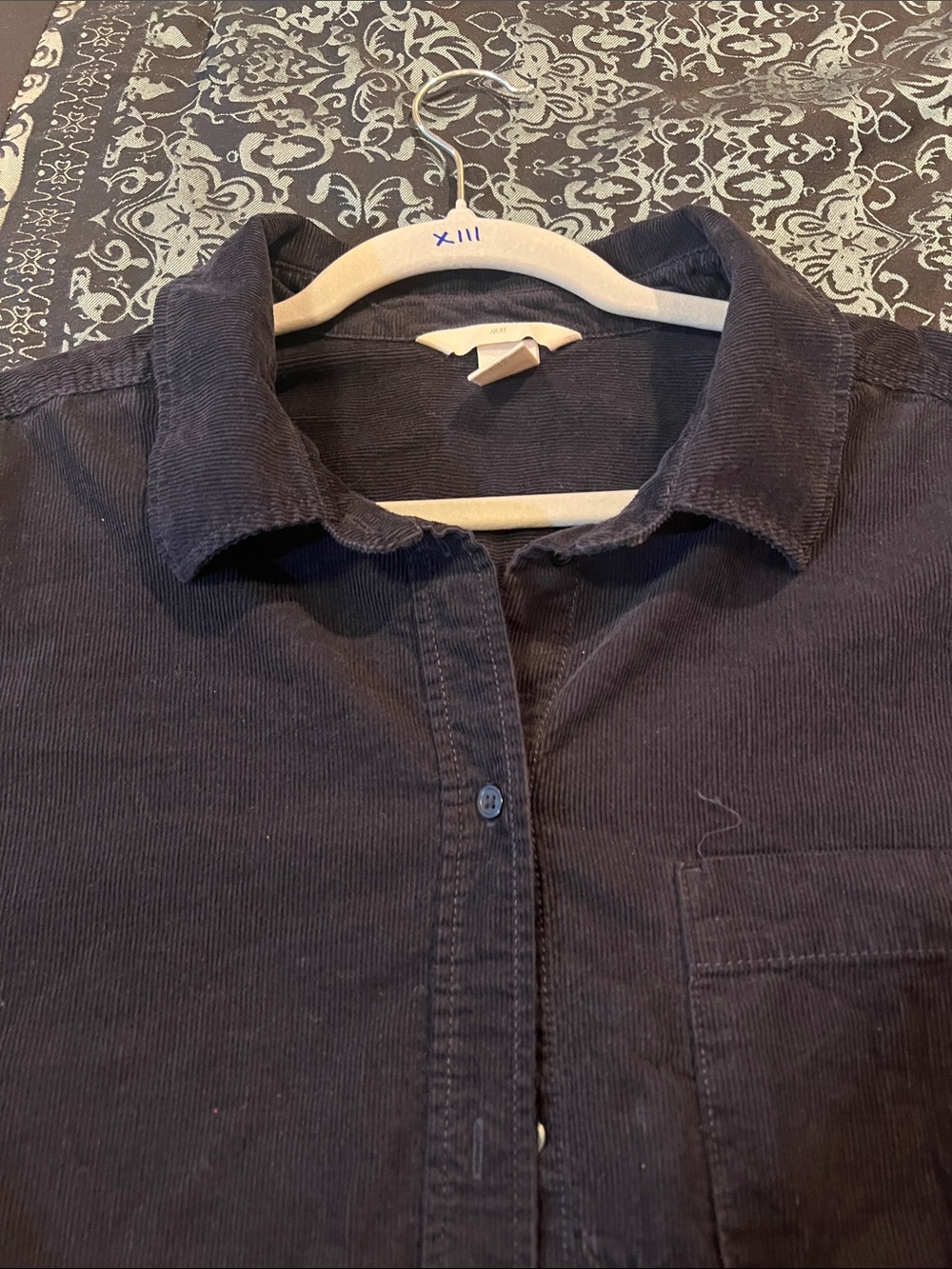 H&M Men's Casual Button-Down Shirt in Dark Navy - Picture 5 of 8